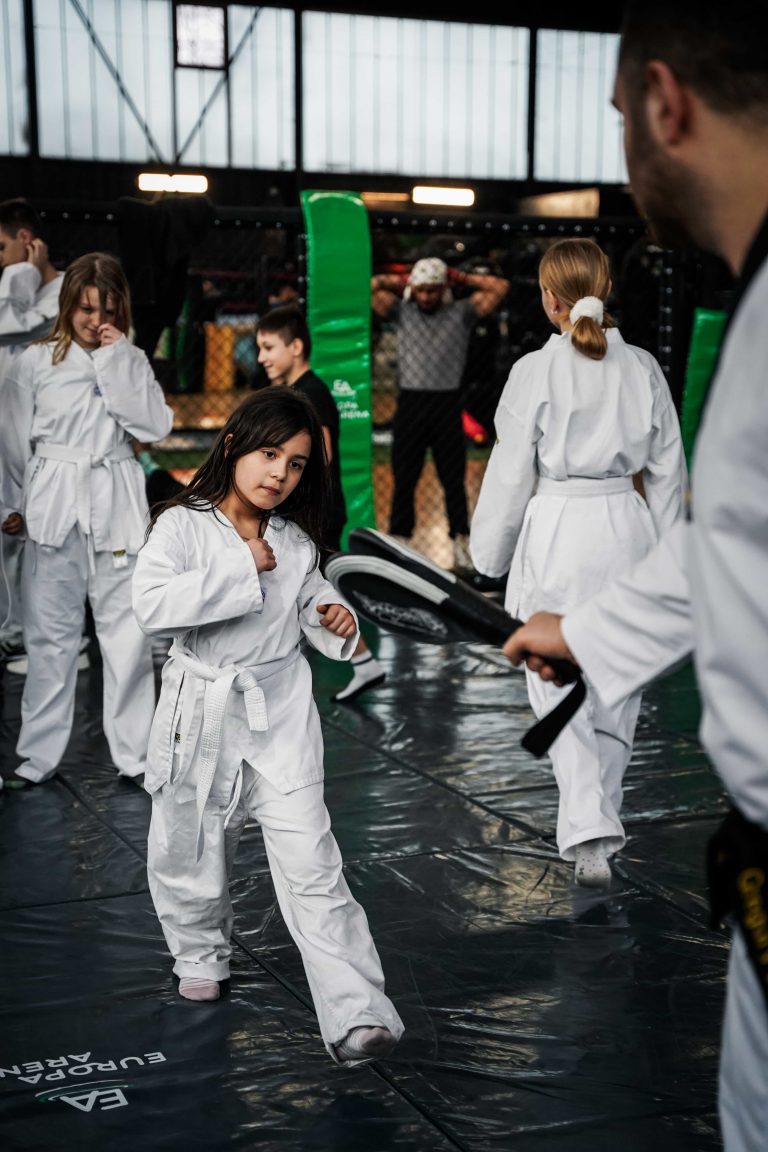 Kindertraining 25 boxen für kinder,Selbstverteidigung für Kinder,taekwondo für kinder,Boxen für jugendliche