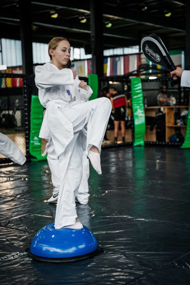 Kindertraining 24 boxen für kinder,Selbstverteidigung für Kinder,taekwondo für kinder,Boxen für jugendliche