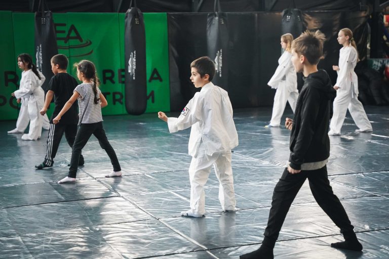 Kindertraining 22 boxen für kinder,Selbstverteidigung für Kinder,taekwondo für kinder,Boxen für jugendliche