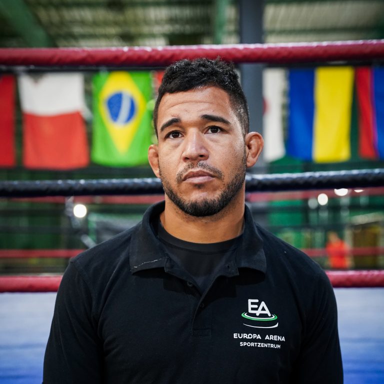 Taekwondo in Karlsruhe,taekwondo anfänger erwachsene,taekwondo in meiner nähe